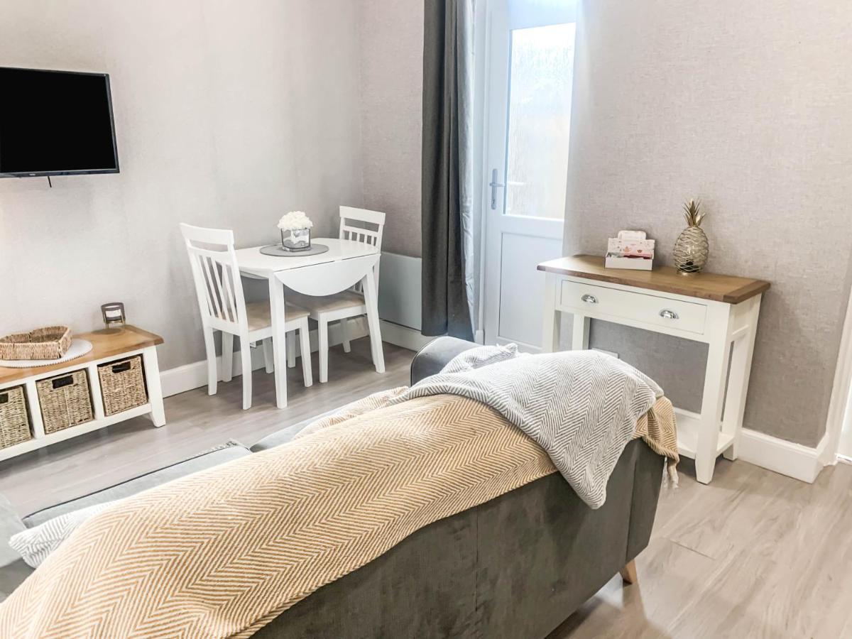 The Rosebery Retreat By The Castle 1-Bed Apartment Inverness Buitenkant foto