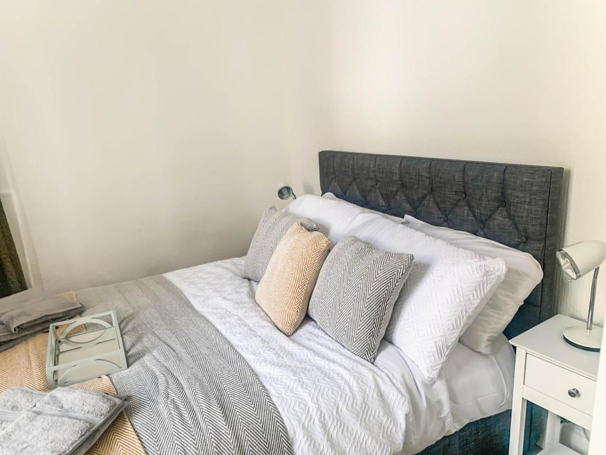 The Rosebery Retreat By The Castle 1-Bed Apartment Inverness Buitenkant foto